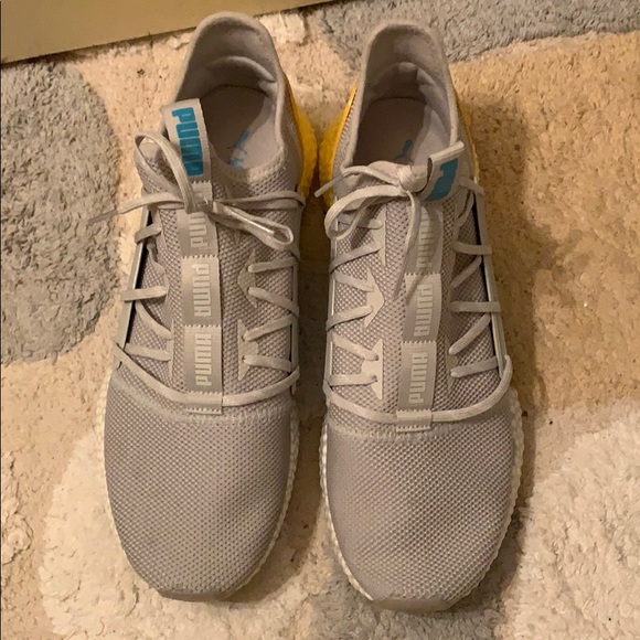 *SOLD* Men’s Puma Hybrid Rocket Runner Shoes - Picture 2 of 8